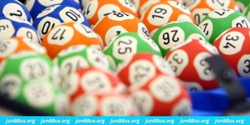 f8bet7 natural” trong baccarat nghĩa là gì？